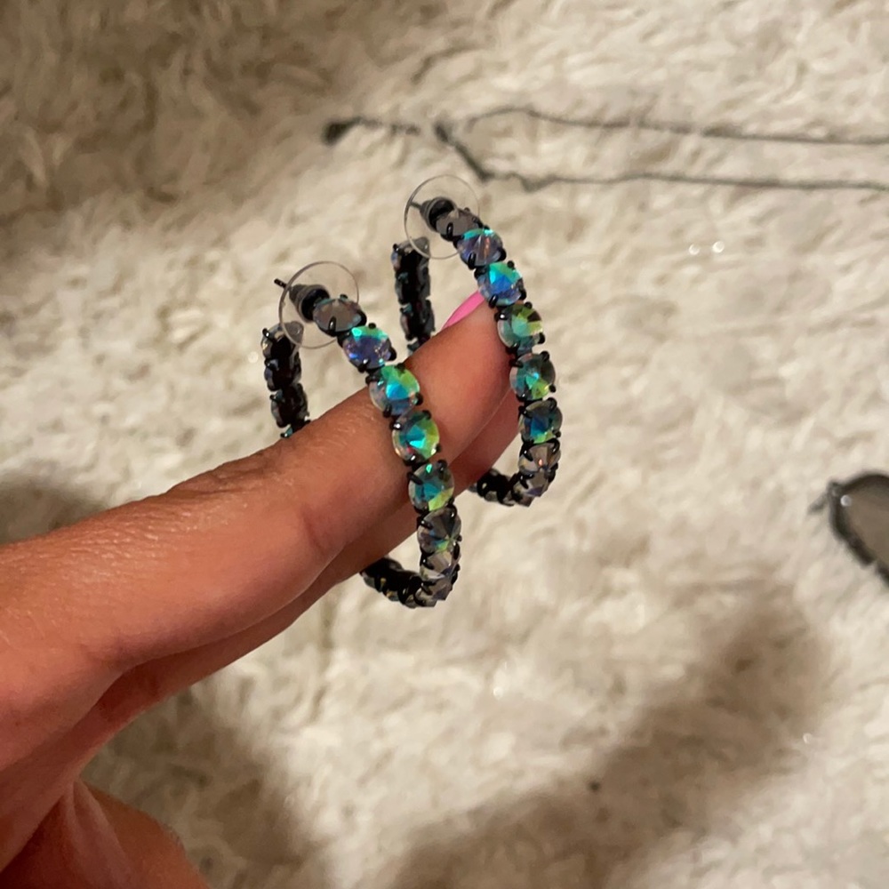 Kendra Scott statement hoops